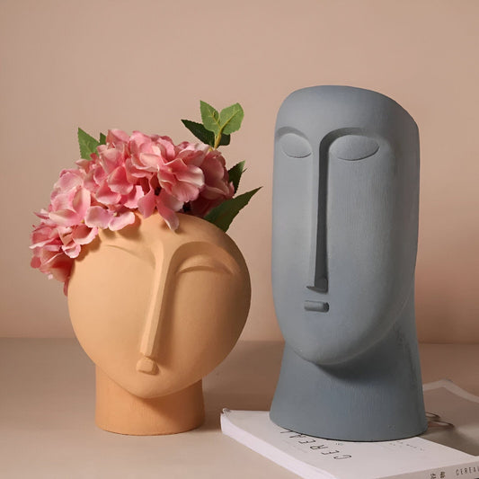 Landon Abstract Face Vases