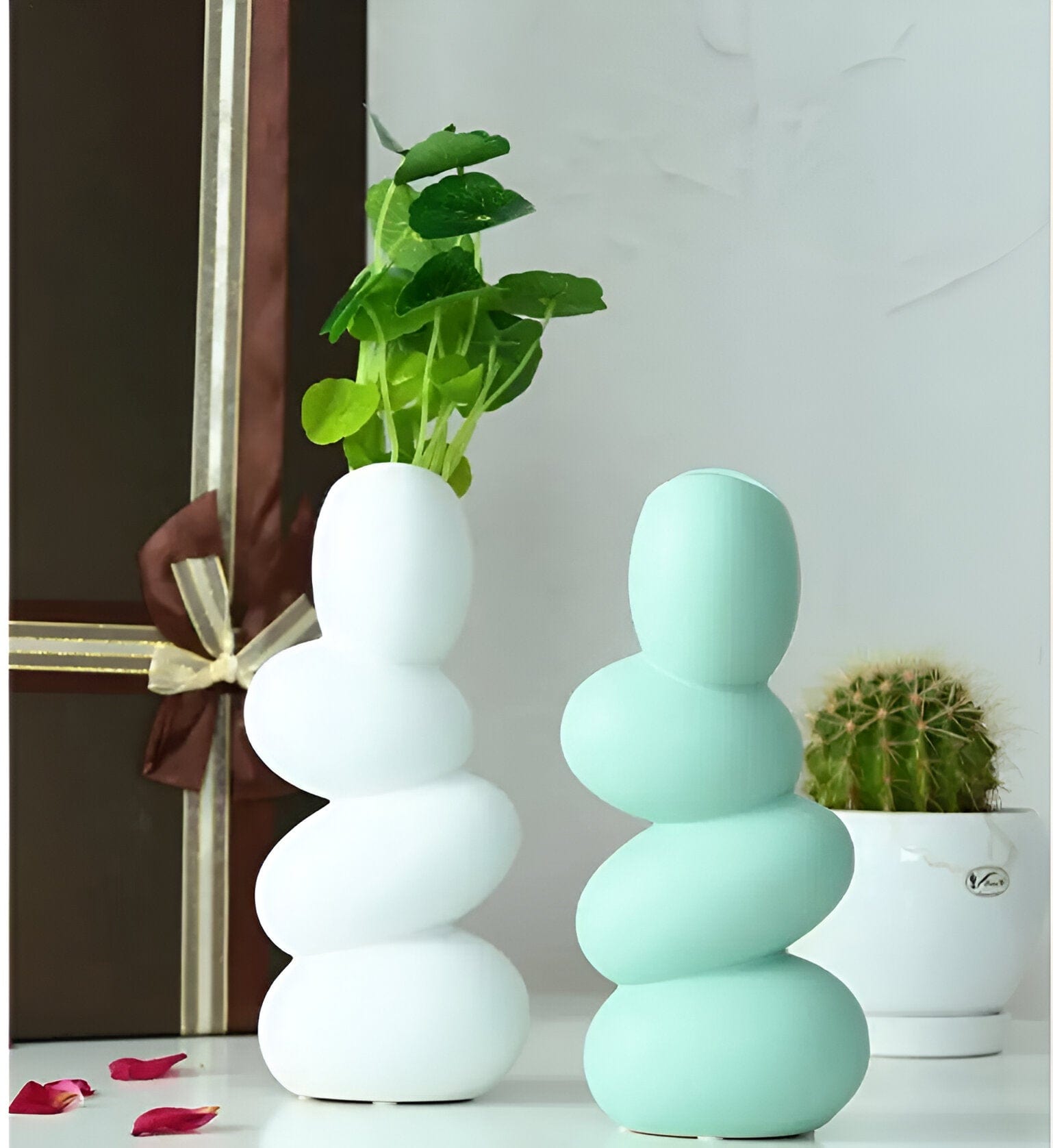 Sherin Egg Vase