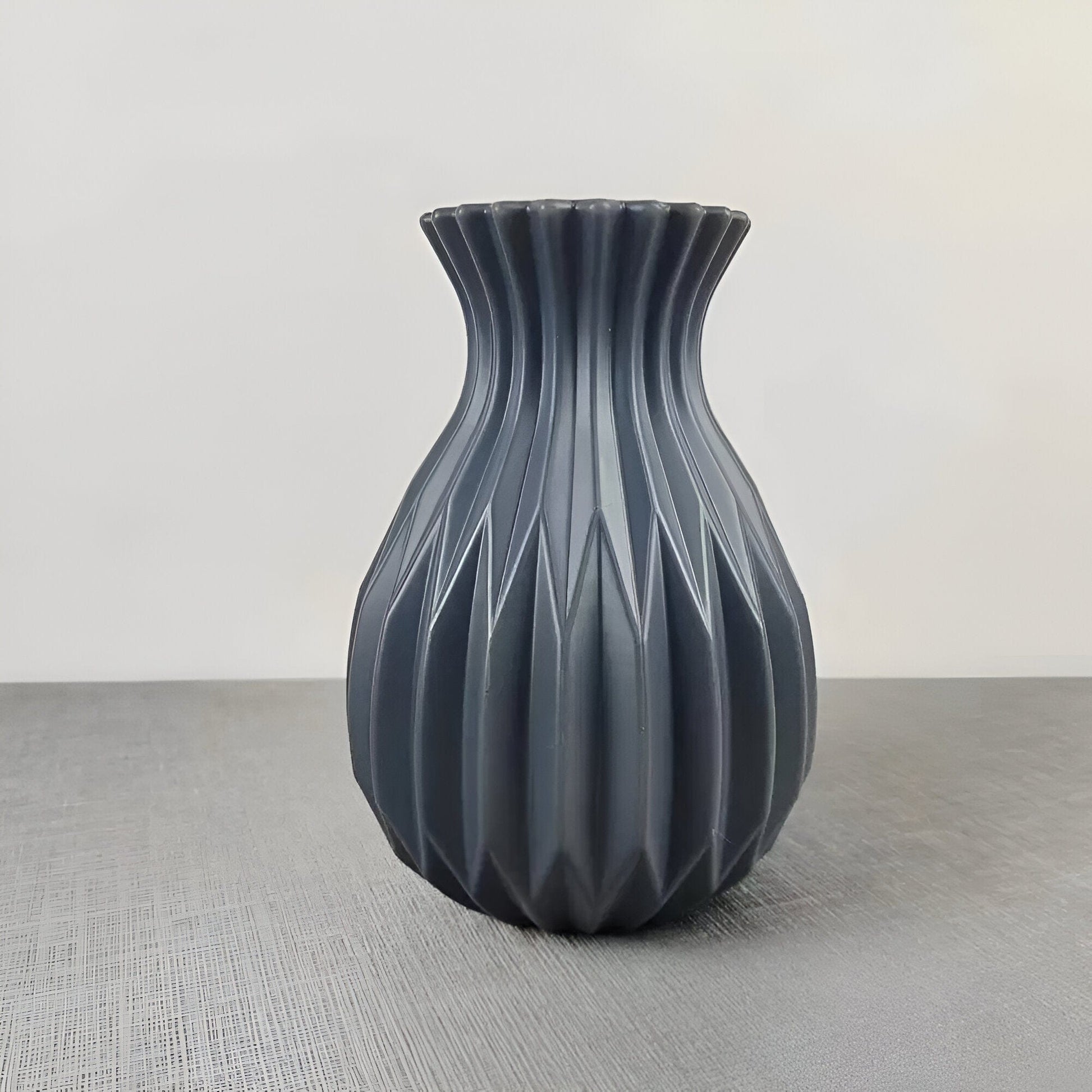 Elegant Plastic Vase Home Décor