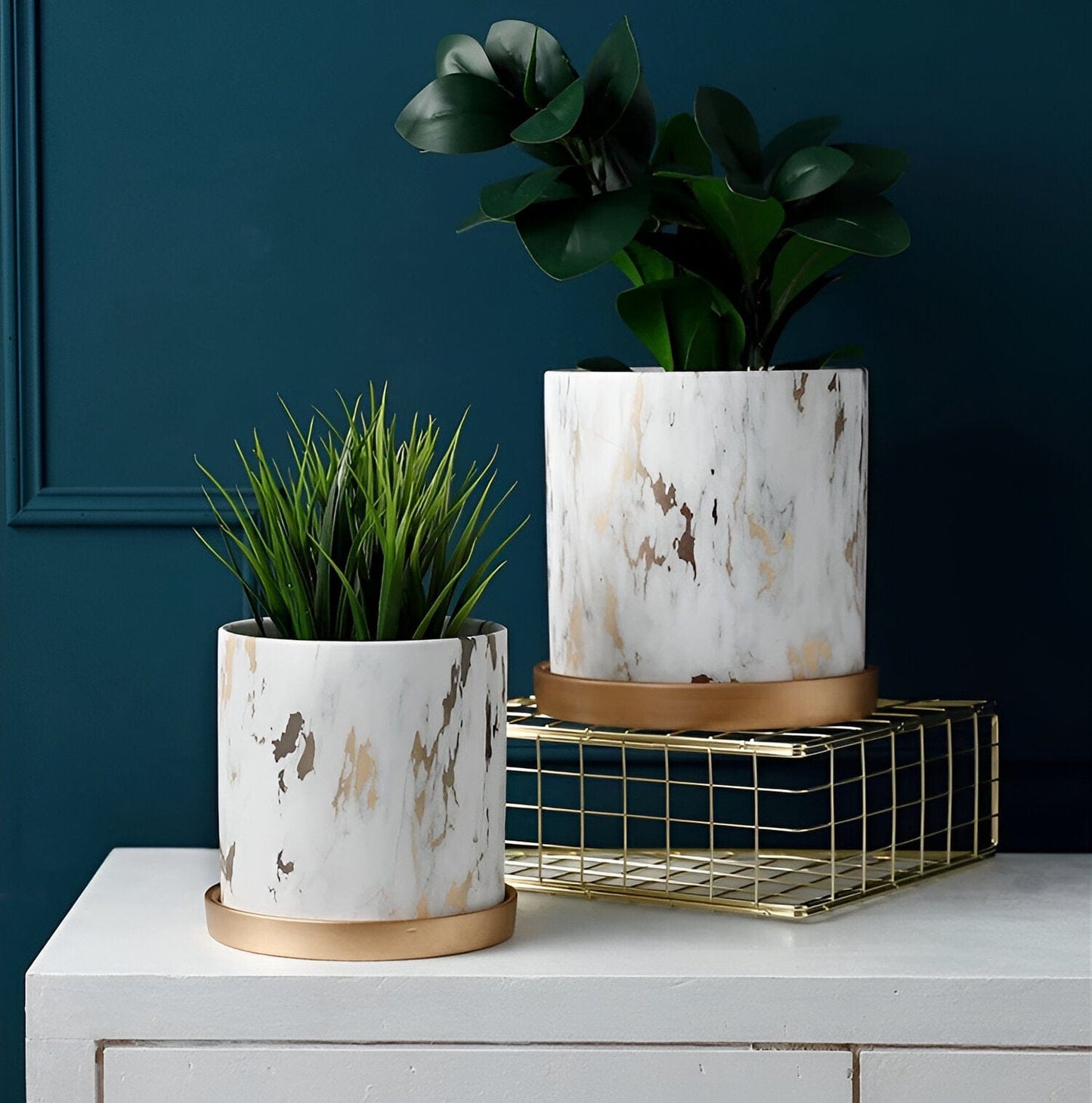   Golden Maze Flowers Pot Collection