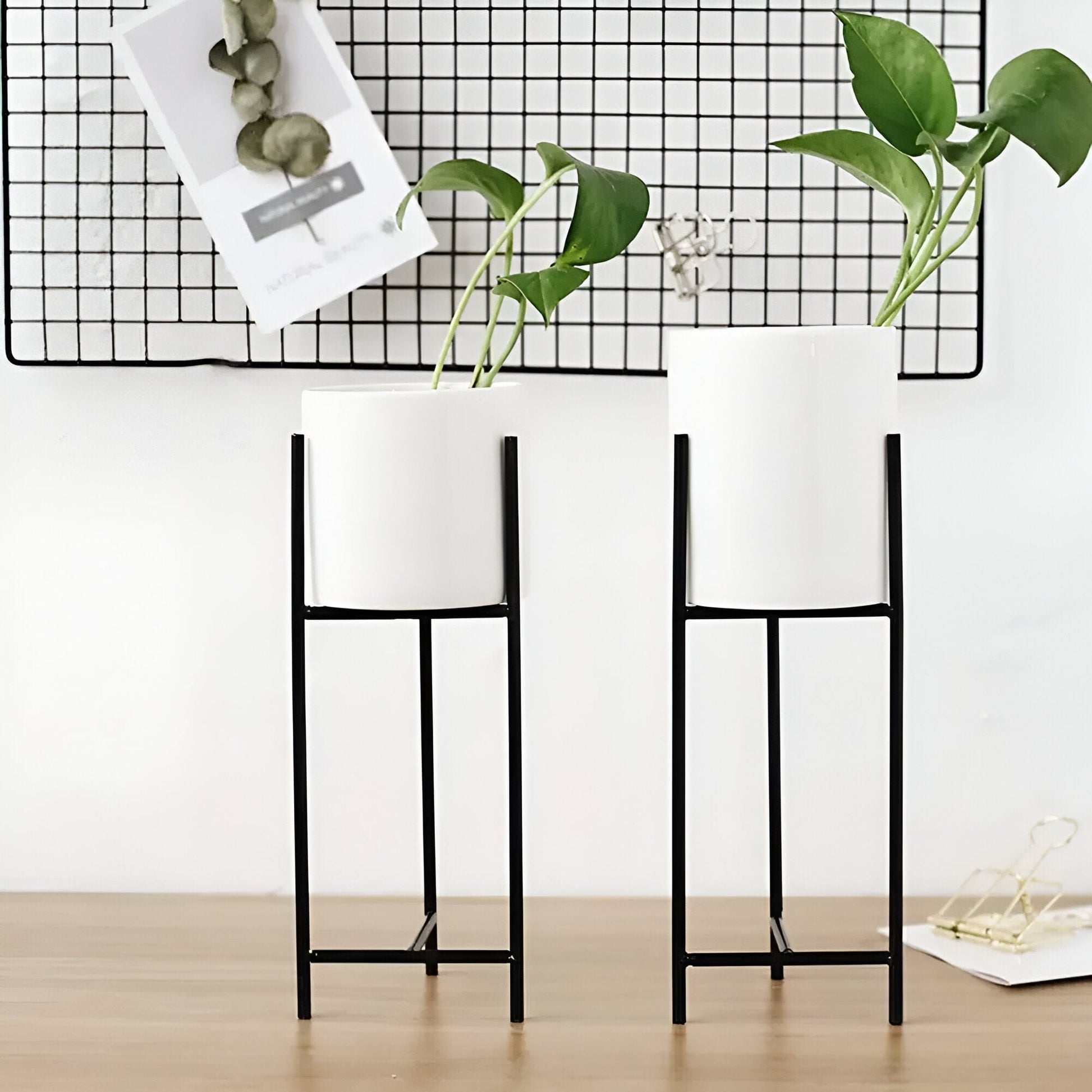 Ceramic Planter with Iron Stand