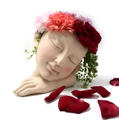 Hera Sleeping Face Planter