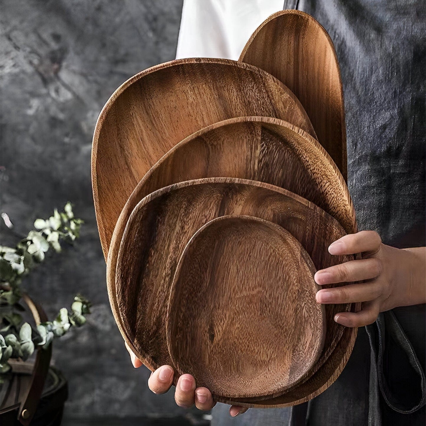 Acacia Rounded Serving Trays